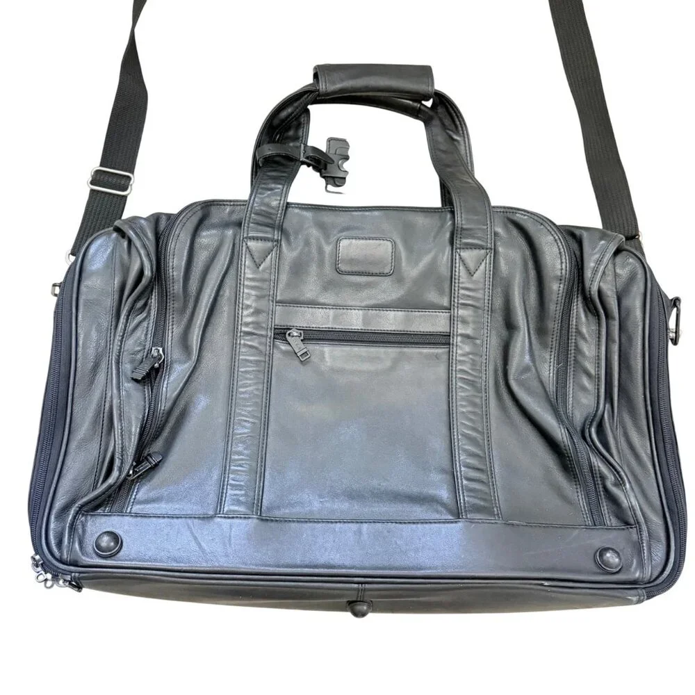 Tumi Unisex Adult Duffle Weekender Bag Black Leather Expandable 978D3 RARE